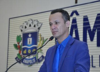 Justiça Eleitoral aceita denúncia do Ministério Público, que pede a cassação de Reamilton Espíndola, mas dá prazo para defesa