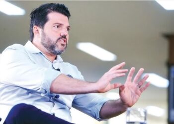 Márcio Corrêa passou por biópsia de músculo e sente fortes dores, informam fontes do DF Star