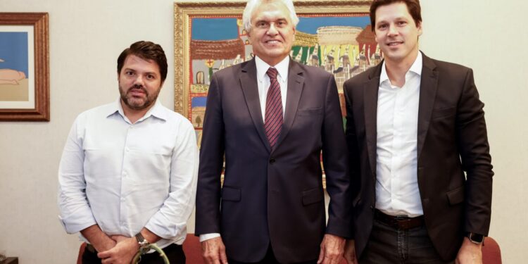 Troca de partido de prefeitos do PL deve aumentar pressão sobre Márcio Corrêa