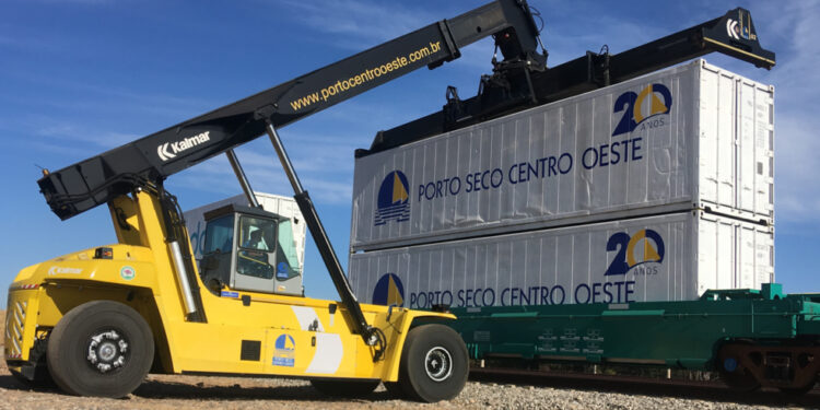 Porto Seco Centro-Oeste atua de forma irregular sem alvará sanitário, suspenso desde dezembro de 2024