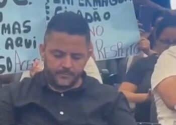 Ex-funcionários da UPA temem calote e cobram na Câmara promessa de Márcio Corrêa de pagar direitos