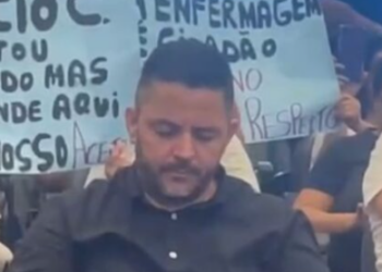 Diretor de Trabalho e Renda da Prefeitura, que aparece em imagem de protesto de trabalhadores contra calote em direitos não participou de manifestação