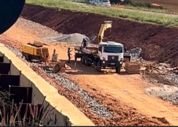 Obra de viaduto do Recanto do Sol conta apenas com dois trabalhadores e previsão para terminar em setembro