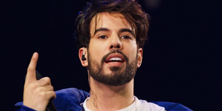 Raffa Torres grava DVD “Alma” com ingressos esgotados e convidados de peso no Vibra São Paulo