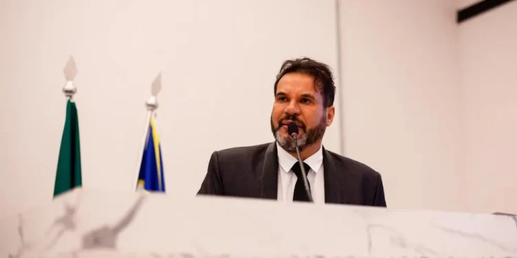 Domingos Paula pede abertura de CEI para investigar crimes cometidos contra anapolinos através do Anápolis na Roda