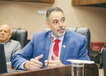 “Problema das Fake News é gravíssimo e Big Tech precisam ser reguladas”, defende corregedor do TJ-GO