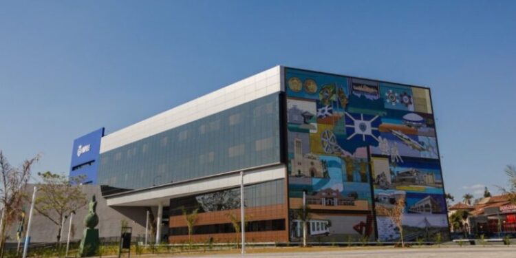 Léo Batista entra no radar de Márcio Corrêa como opção para a Secom