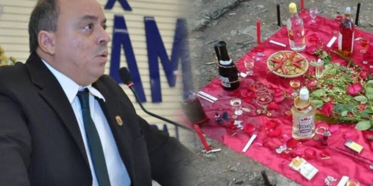 Suender cria lei que proíbe uso de expressões como “chuta que é macumba”