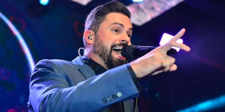 Juninho Bessa lança primeiro EP de “25 Anos Ao Vivo”, gravado em Uberlândia (MG)