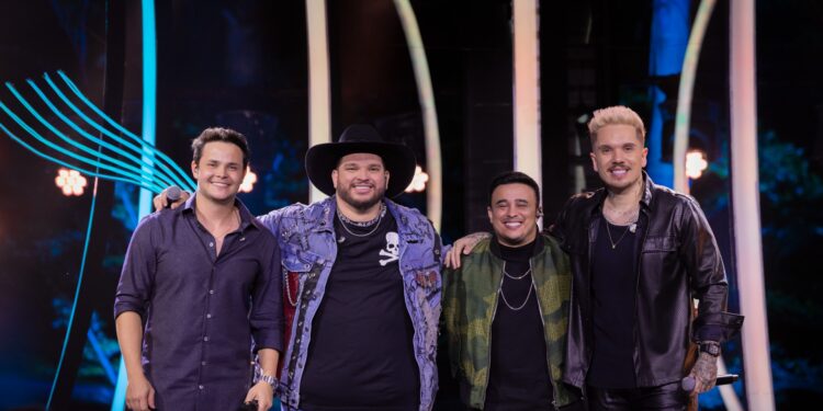 Matheus e Kauan lançam terceiro volume de “Envolvente” com participação de Felipe e Rodrigo