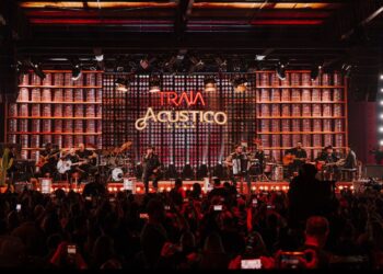 Traia Véia volta às origens e lança DVD gravado na Quinta do Embaixador, em Guarulhos