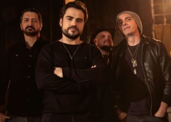 Rosa de Saron vence duas categorias no Catholic Music Awards e recebe dois discos de ouro