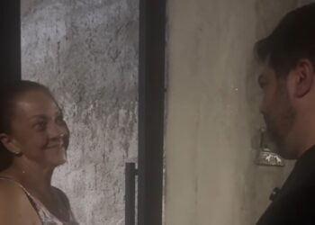 Corrêa compartilha reclamações sobre falta d’água e marca presidente da Saneago: “é uma vergonha, uma falta de respeito”