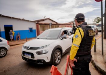 Fiscais reagem a projeto que coloca agentes de trânsito para vigiar usuários de maconha: “só se um deles avançar o sinal”