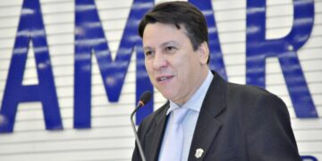 Justiça aceita denúncia contra ex-vereador Hélio Araújo por corrupção passiva na Câmara