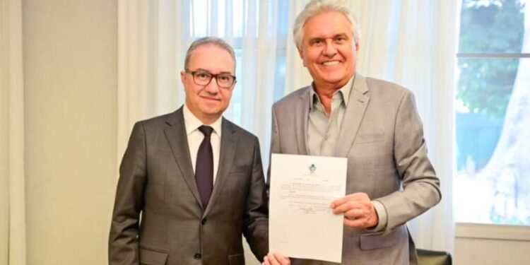 Caiado escolhe advogado anapolino para ser o mais novo desembargador do TJ