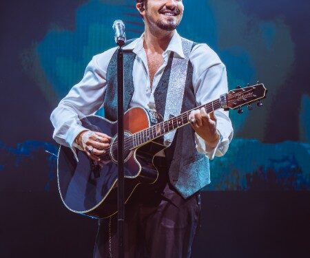 Luan Santana encerra turnê na Europa com recorde histórico em Londres