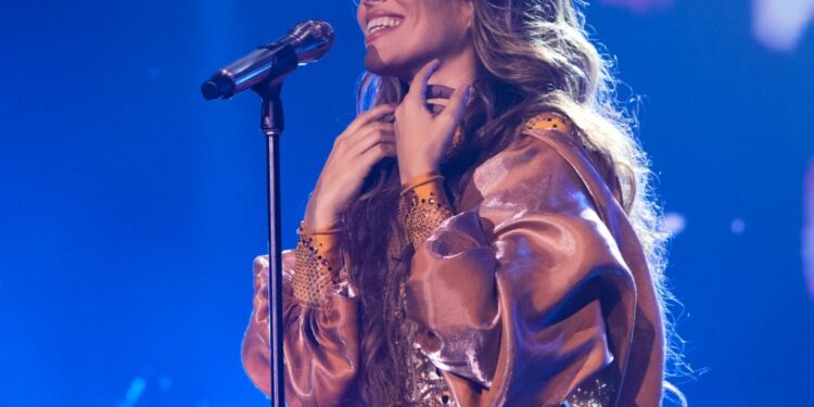 Wanessa Camargo celebra 25 anos de carreira em noite histórica no Qualistage com participação de Maitê Perroni