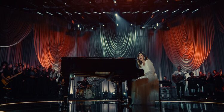 Rachel Novaes grava DVD para celebrar 25 anos de carreira em noite emocionante com grandes nomes da música gospel