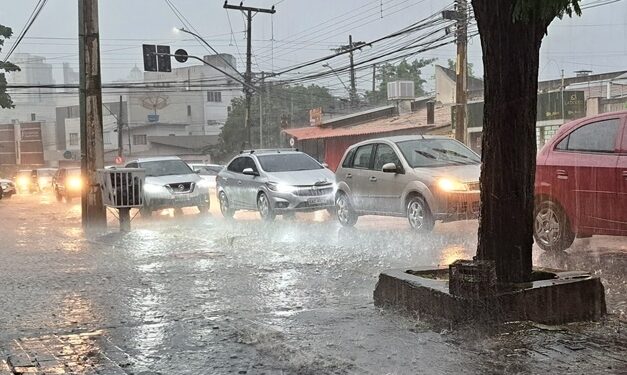 Inmet emite alerta laranja para tempestades em Goiás e outras regiões