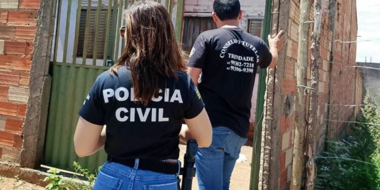 Polícia resgata criança de 2 anos vítima de violência em Trindade