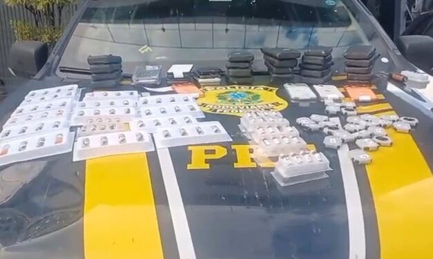 PRF apreende remédios emagrecedores e celulares irregulares em Itumbiara