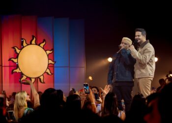 Matheus e Kauan gravam “Astral” com produção de Dudu Borges e lançam a primeira faixa no mesmo dia