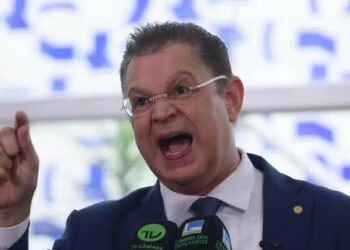 Dinheiro encontrado em flat de líder do PL na Câmara é 87 vezes maior que patrimônio declarado ao TSE