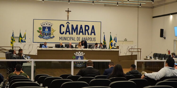 Câmara aprova subsídio e redução do ISS para transporte coletivo para a Urban