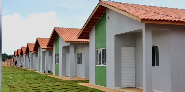Programa de moradia popular de Márcio Corrêa avança com seleção de construtoras