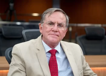 Antônio Gomide sofre acidente e é levado ao Heana