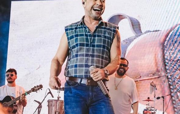 Primeira noite do ‘Navio do Zezé 2026’ tem clima de celebração com mistura de pop, sertanejo e forró no MSC Preziosa