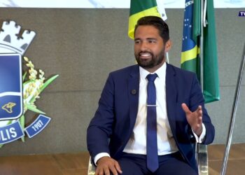 Por suposto apelo do cantor Leonardo, Ananias oficia Caiado e comandante da PM para pedir certificado de aprovação em concurso