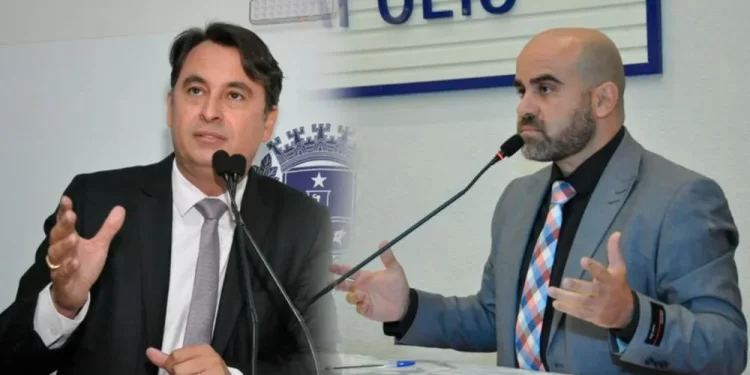 Jean Carlos entrega o cargo e José Fernandes assume liderança do prefeito