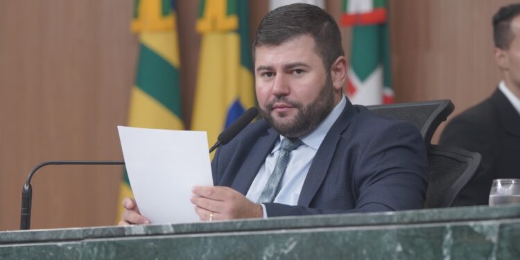 Após votar a favor da Taxa do Agro, Amilton Filho comemora fim do “FundeInfra”: “conquista para o agro”