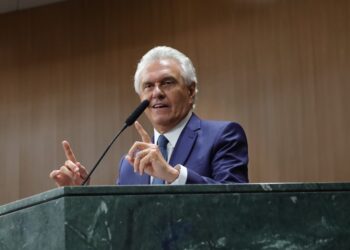 Na Alego, Caiado anuncia fim da taxa do agro em Goiás