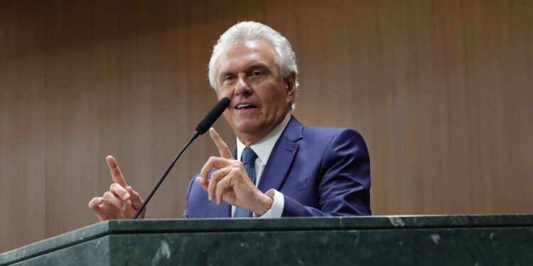 Na Alego, Caiado anuncia fim da taxa do agro em Goiás