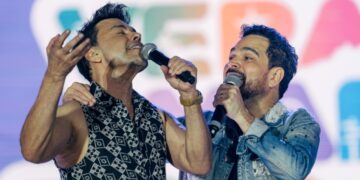 Mesmo sob chuvas fortes, Zezé Di Camargo e Luciano reúnem mais de 80 mil pessoas em apresentação memorável no Verão Maior Paraná