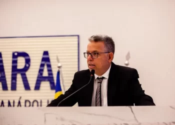 Divino deve deixar Secretaria de Esportes e retornar à Câmara