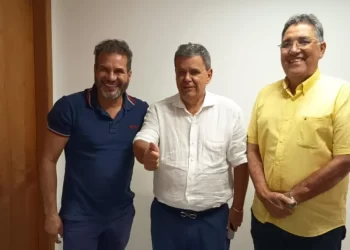 Anunciado pré-candidato pelo PDT, Osmar Borges deve migrar para o partido de Roberto Naves