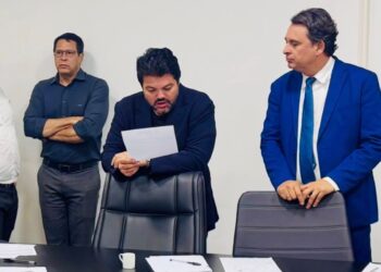 Prefeitura topa antecipar parcela e fecha acordo de reajuste com último sindicato