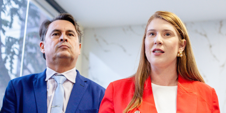 Jean Carlos se esquiva de desgaste com servidores da Câmara: “prerrogativa é da presidente Andreia”
