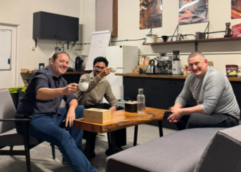 Publicitário de Anápolis ganha destaque intermediando negócios na Polônia e continente africano