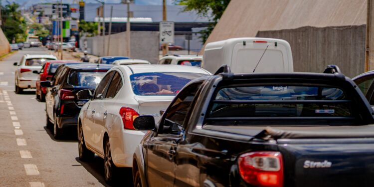 CMTT estica prazo para motoristas pagarem multas atrasadas com 20% de desconto