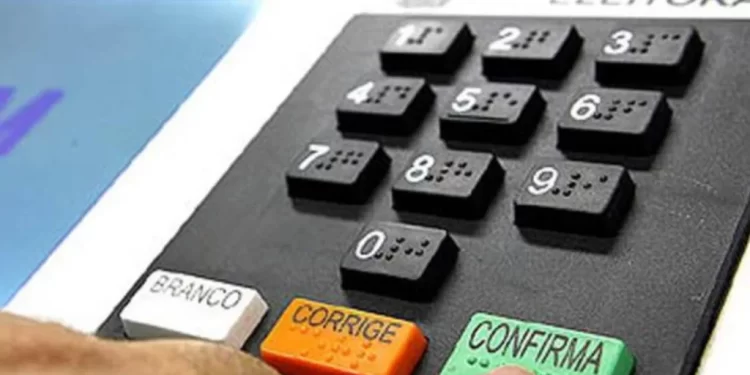 Aberta a temporada de ajustes, acertos e traições: a janela de mudanças de partidos