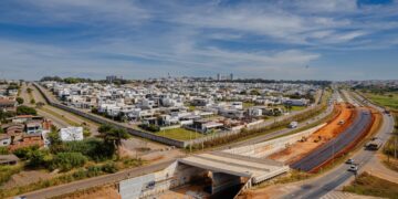 Prefeitura renova com empreiteira e secretário dá novo prazo para entrega do viaduto do Recanto do Sol