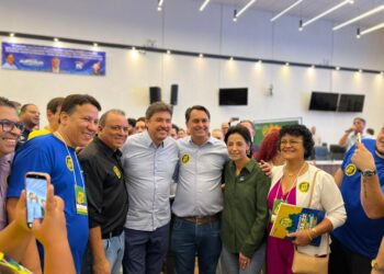 Sem Corrêa, Gayer e Vitor Hugo, evento do PL tem protagonismo de Jean Carlos e Suender