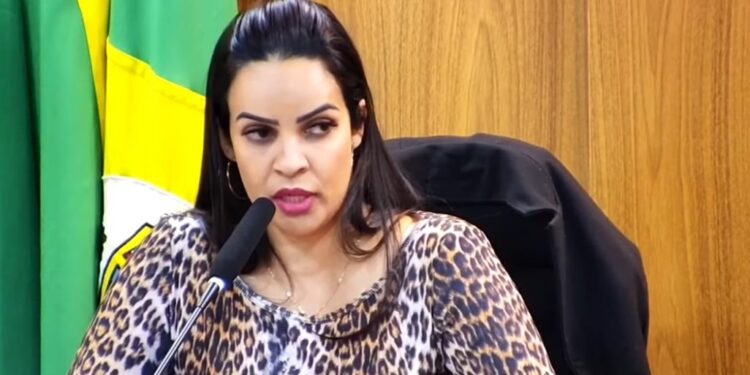 Geyciane é apontada como a líder de organização criminosa e colocou irmã e até a mãe no esquema