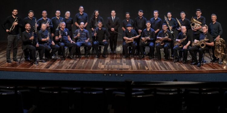 Lira de Prata se apresenta na celebração de seus 75 anos