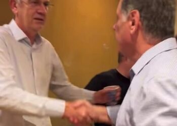“Não tem ninguém que não tenha tido alguma confusão com o Banco Master”, diz Vosgrau em defesa de Marconi Perillo